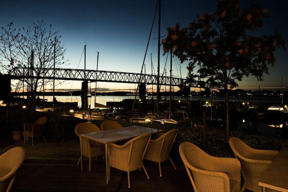 Hotel Comwell Kongebrogaarden Middelfart Exterior foto